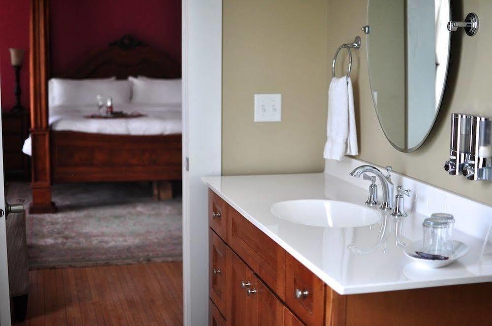 Greenway House Bed And Breakfast Green Lake Екстериор снимка